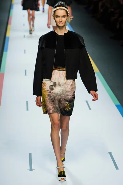 Look 40